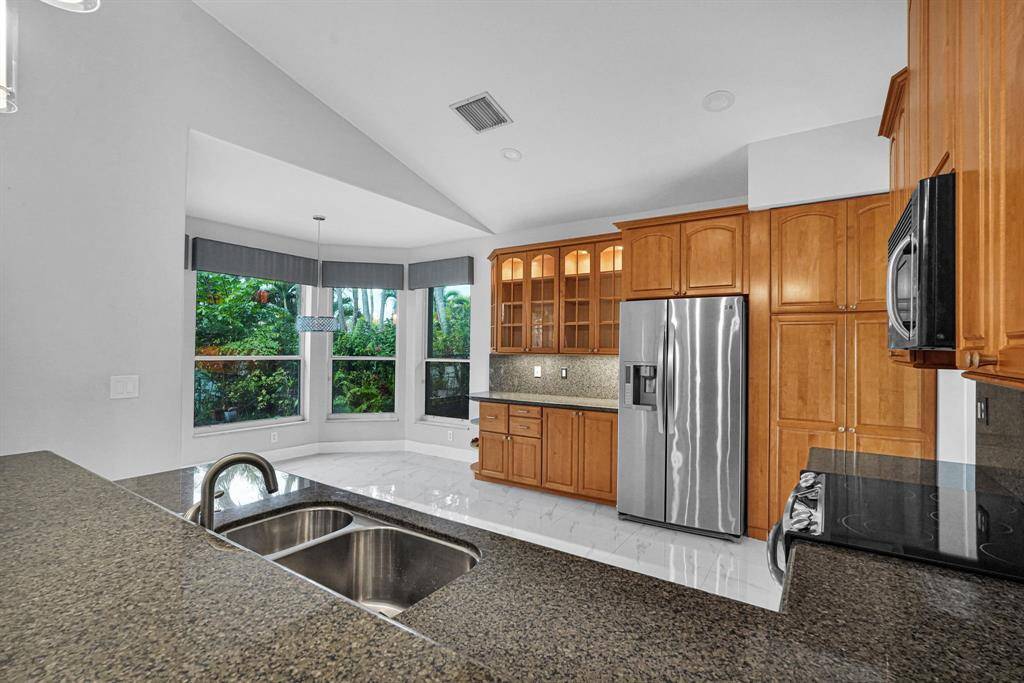 Miramar, FL 33029,3542 SW 175th Ave