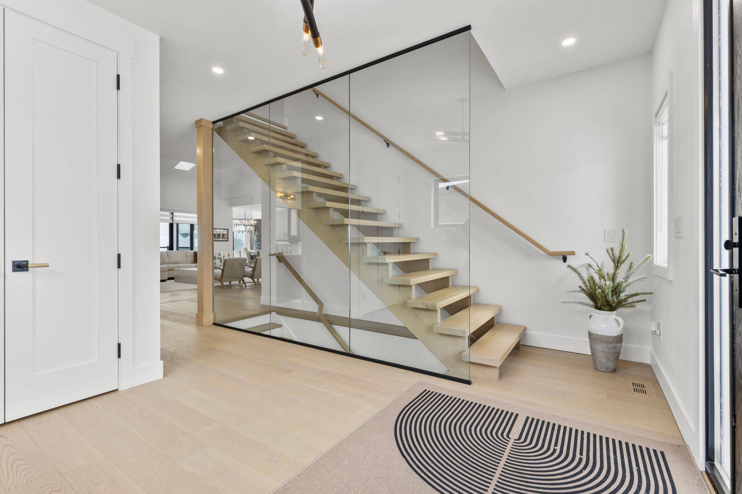 Pelham, ON L0S 1E6,55 Swan AVE