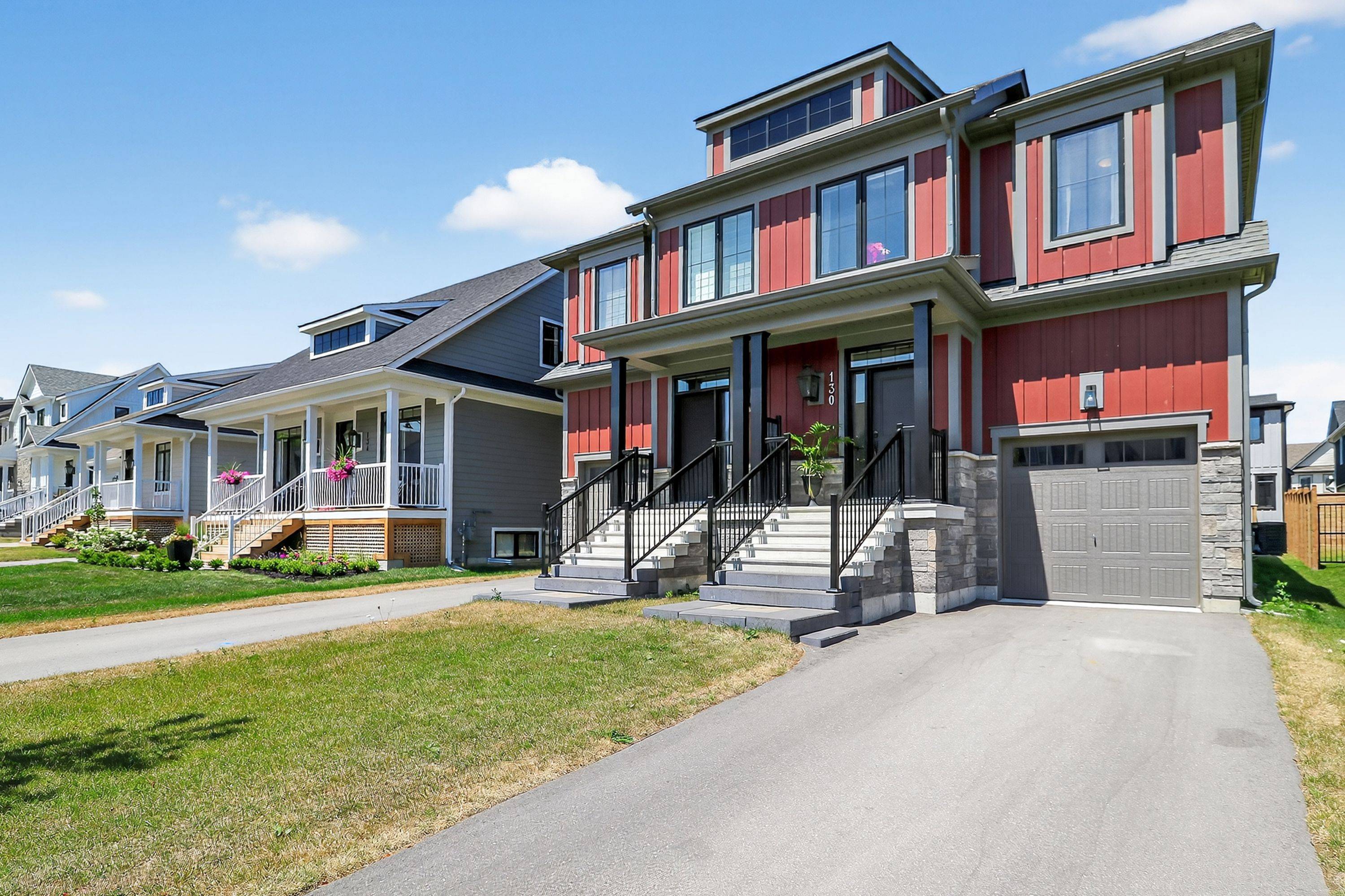 Blue Mountains, ON L9Y 5L8,130 Courtland ST