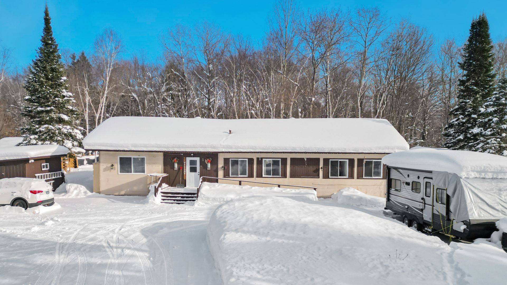 Huntsville, ON P1H 1E3,1 Fox Run LN