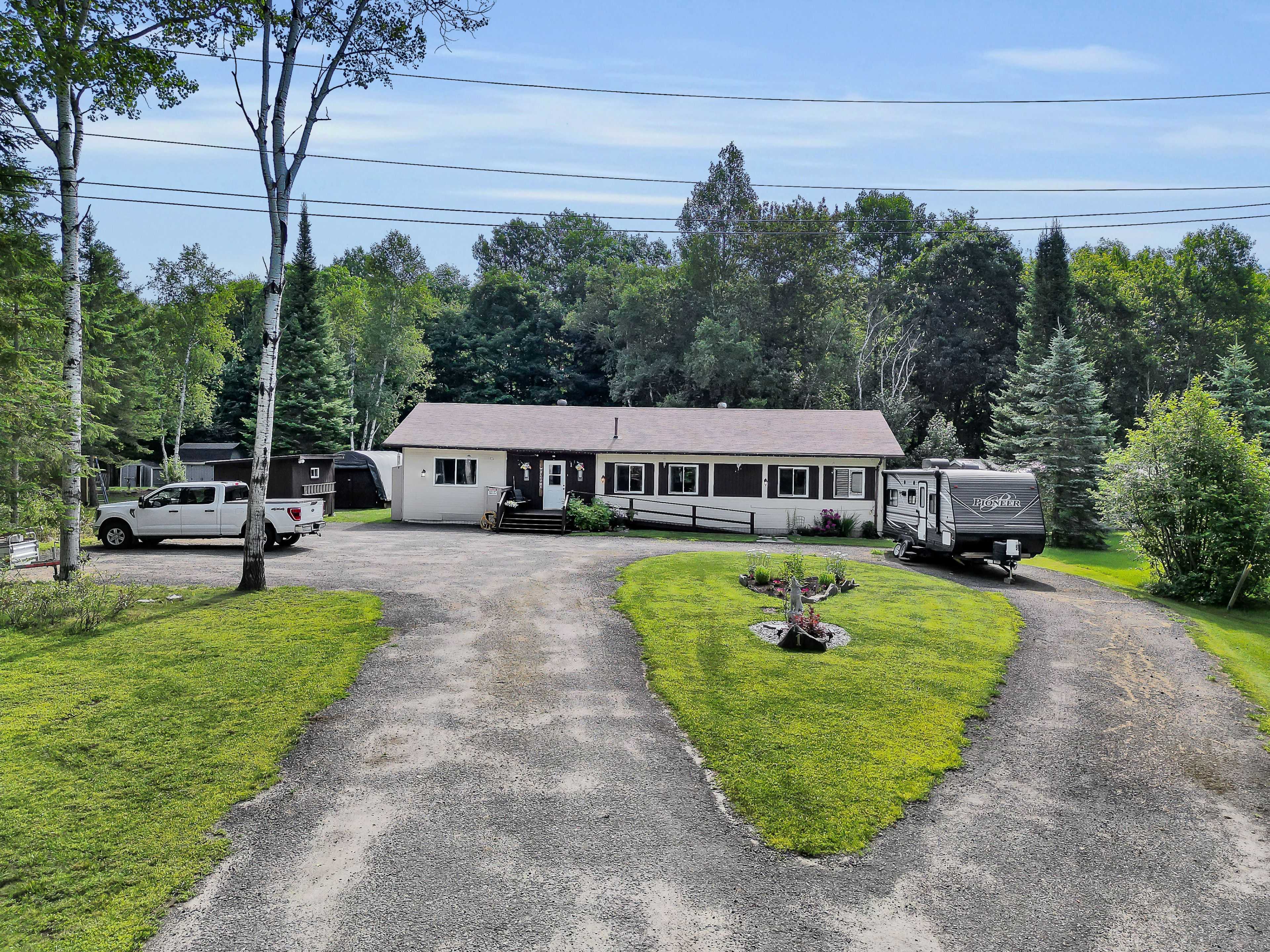 Huntsville, ON P1H 1E3,1 Fox Run LN