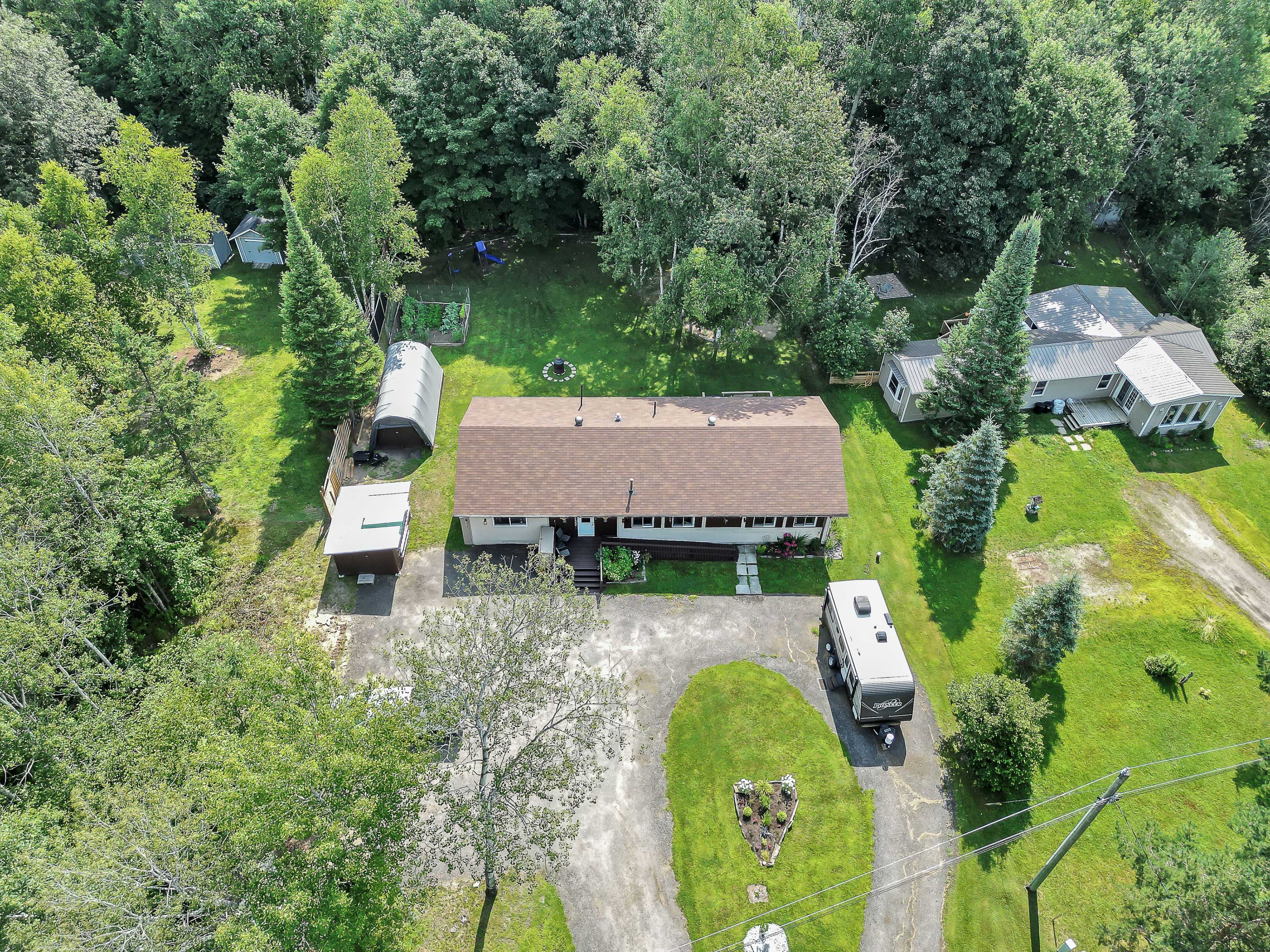 Huntsville, ON P1H 1E3,1 Fox Run LN