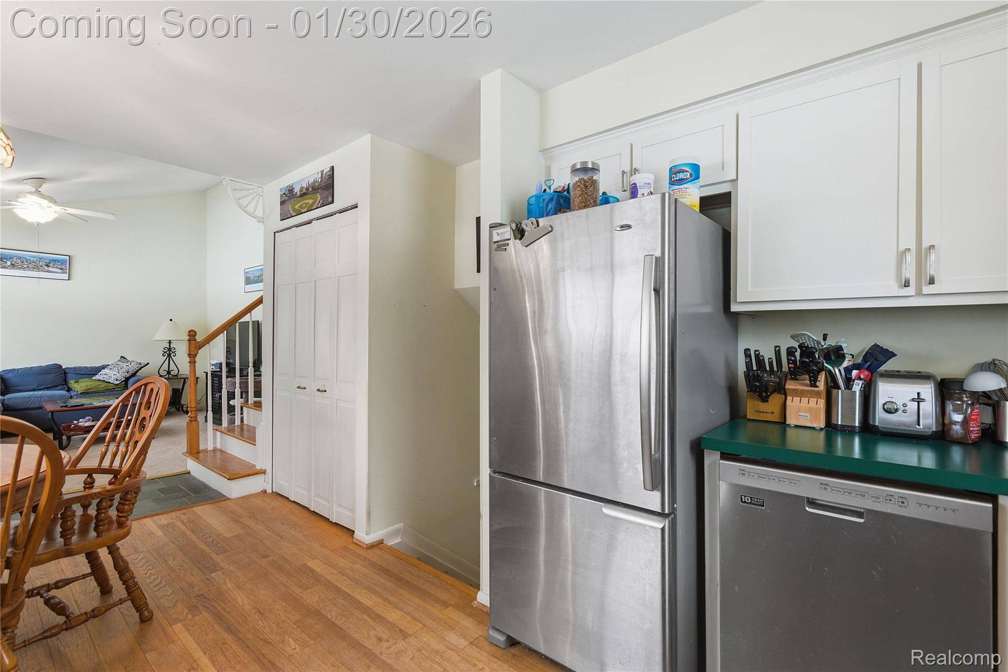 Livonia, MI 48152,20426 Maplewood ST