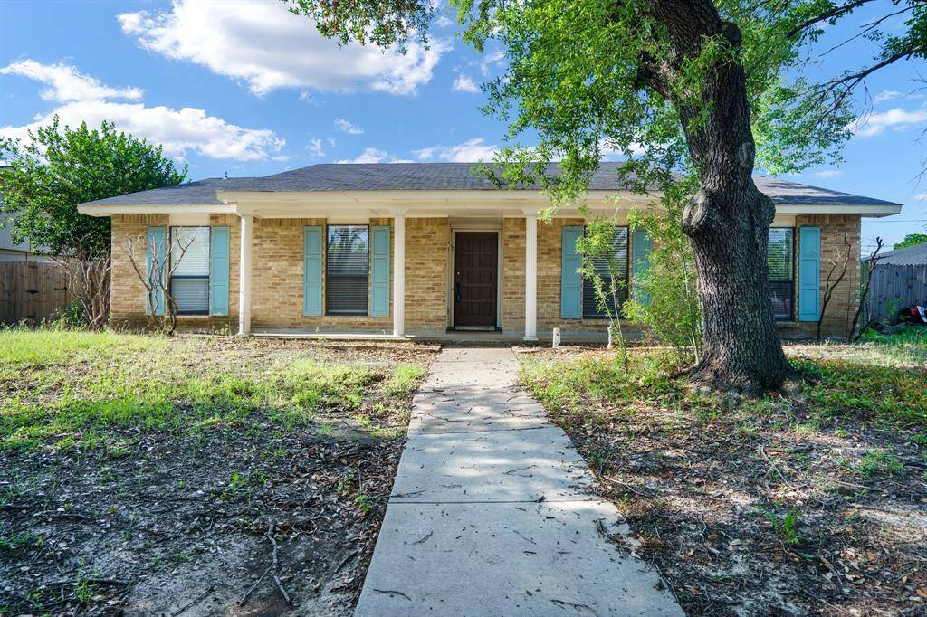 Grand Prairie, TX 75052,745 Oakland Street