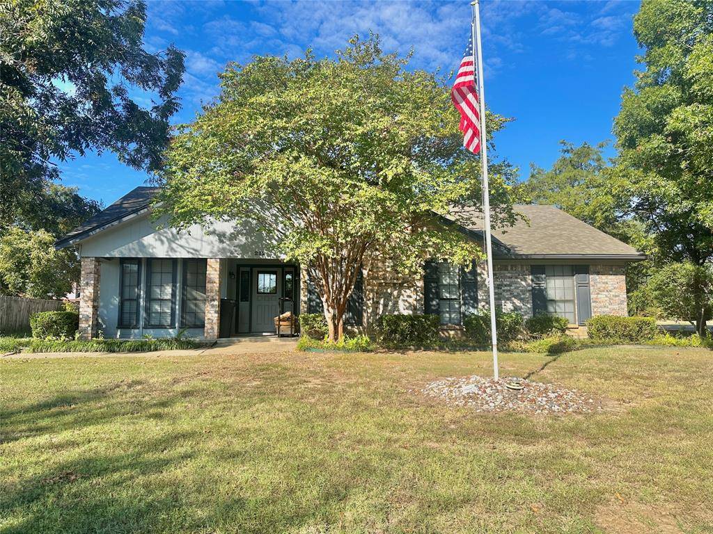 Sulphur Springs, TX 75482,212 W Oaks Circle