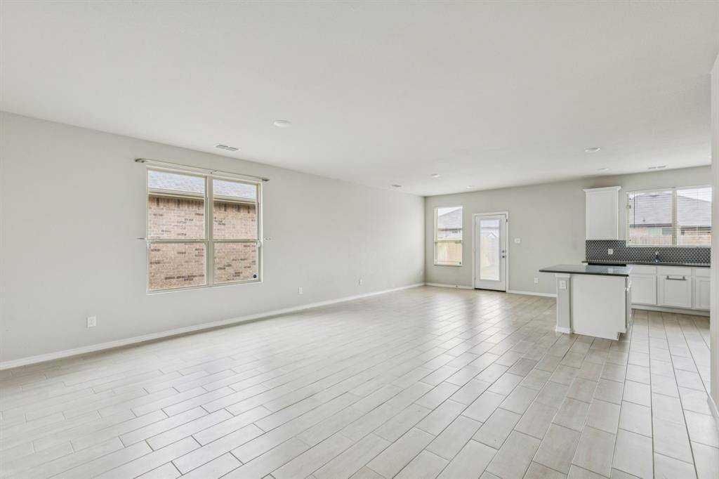 Van Alstyne, TX 75495,968 Ravenwood Lane