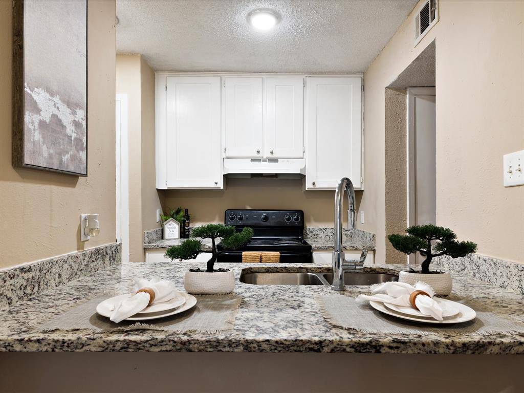 Fort Worth, TX 76112,5532 Boca Raton Boulevard #191