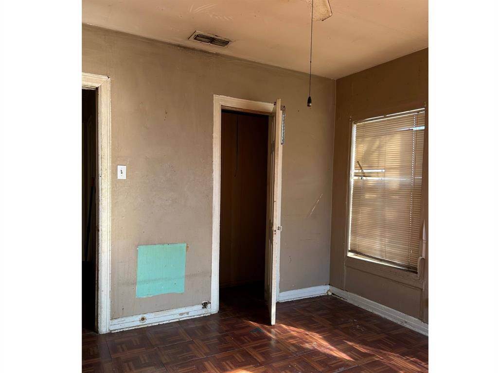 Dallas, TX 75216,1406 Lynn Haven Avenue