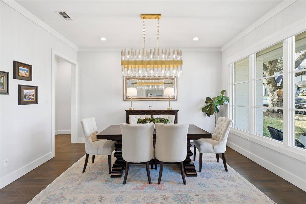 Dallas, TX 75214,6472 Vanderbilt Avenue