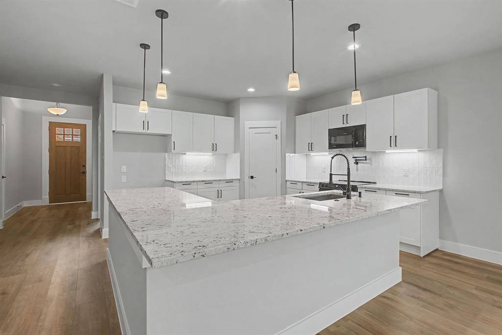 Dallas, TX 75216,4119 S Denley Drive