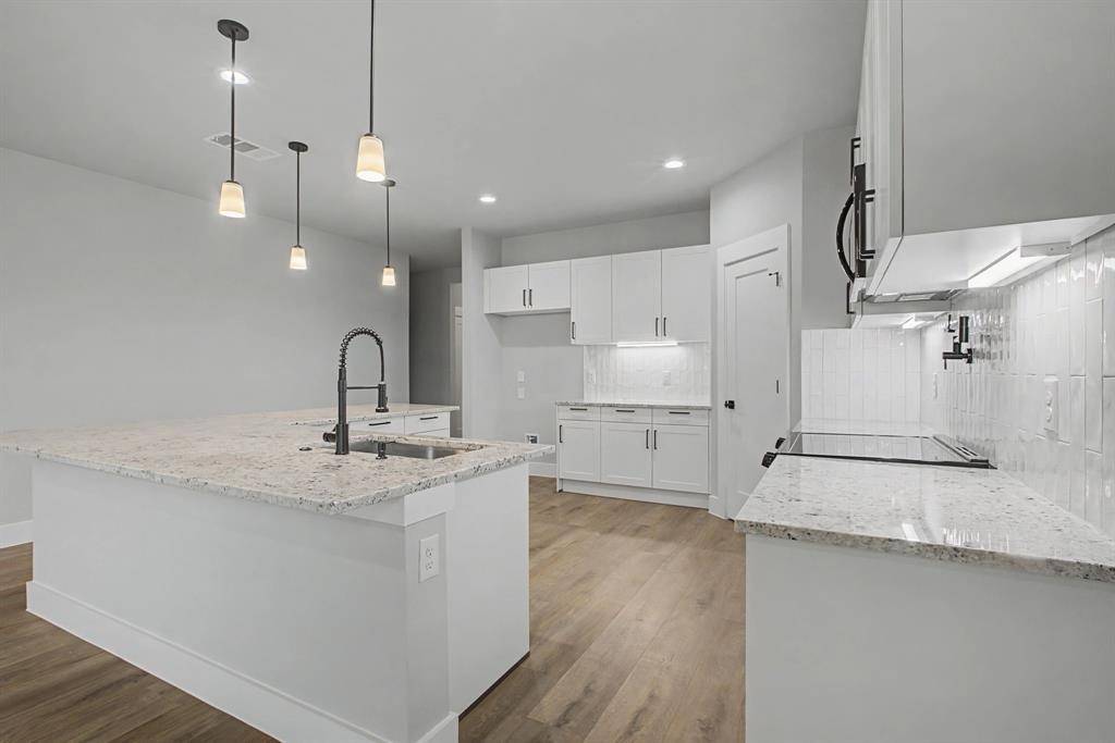 Dallas, TX 75216,4119 S Denley Drive