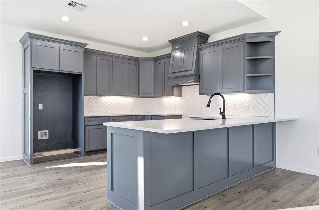 Bremond, TX 76629,412 E Hunt Street