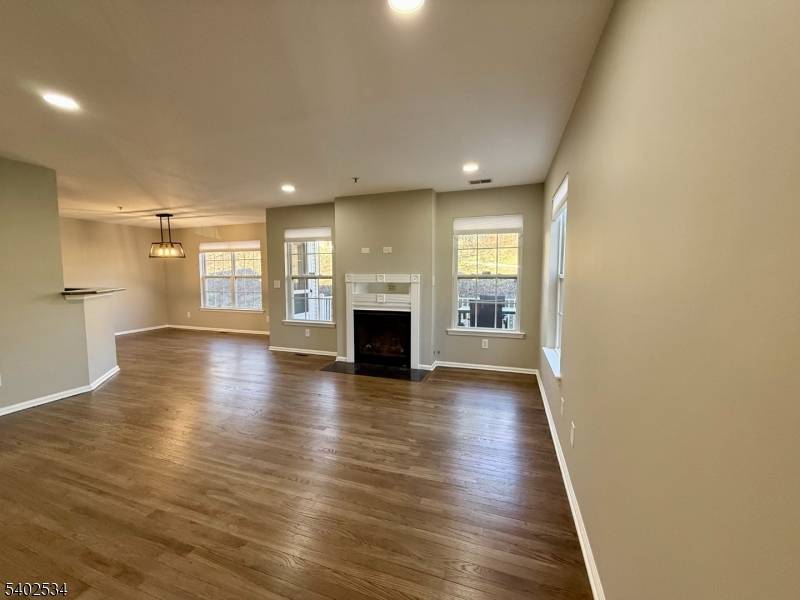 Green Brook Twp., NJ 08812,1030 Shadowlawn Dr