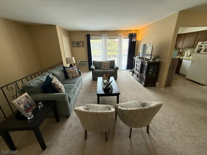 Hillsborough Twp., NJ 08844,534 Andria Ave #268