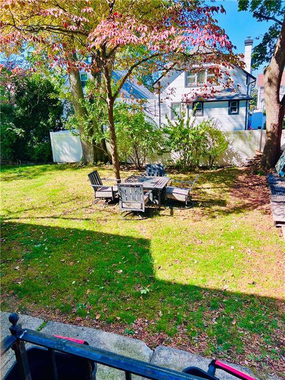 114 Camdike ST, Valley Stream, NY 11580