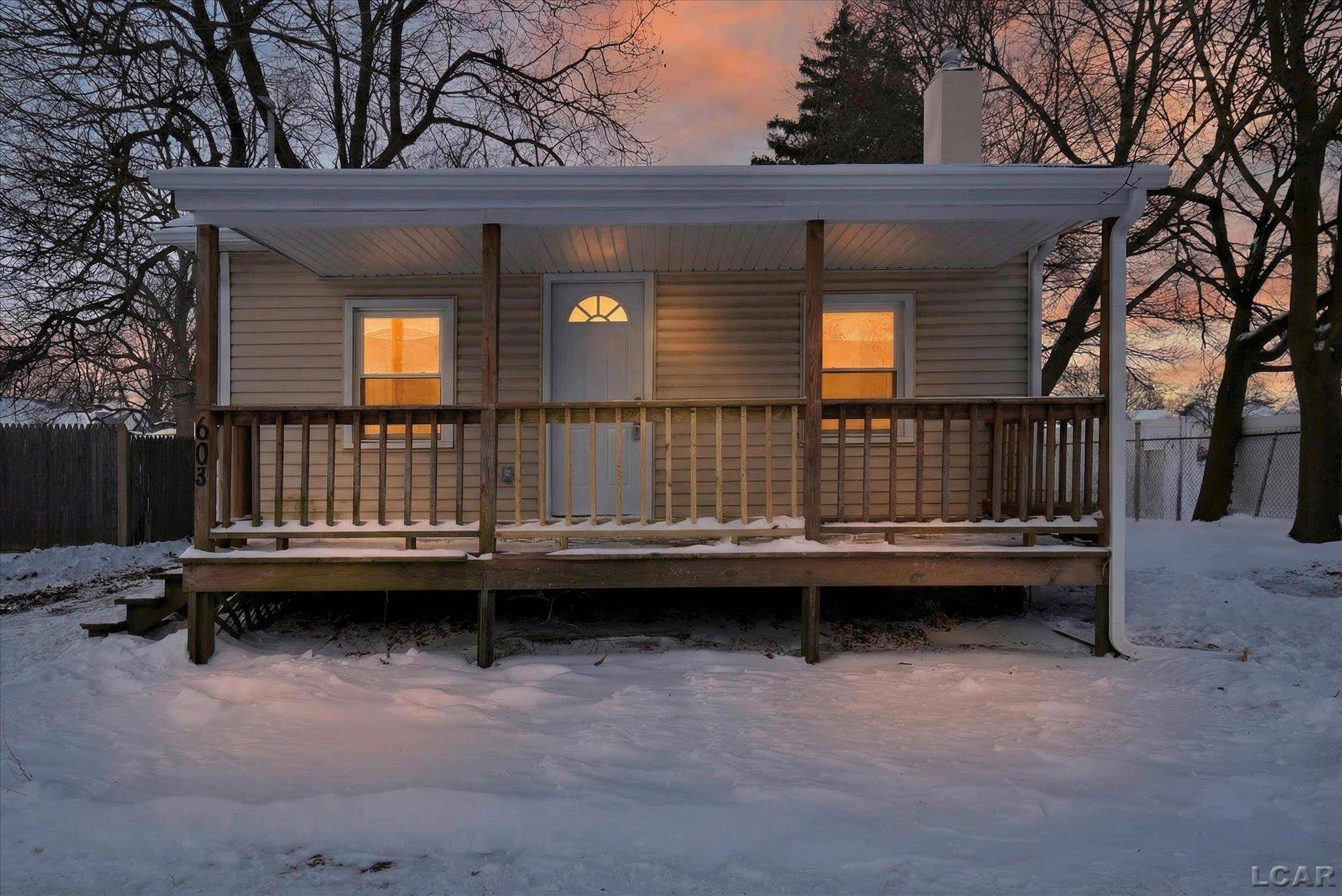 Adrian, MI 49221,603 S Center ST