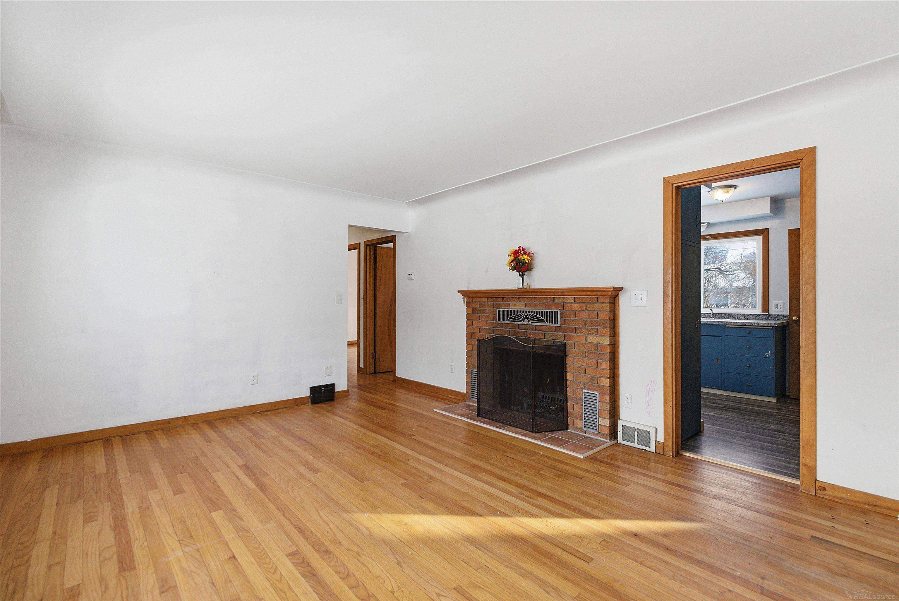 Hazel Park, MI 48030,1451 E Pearl AVE