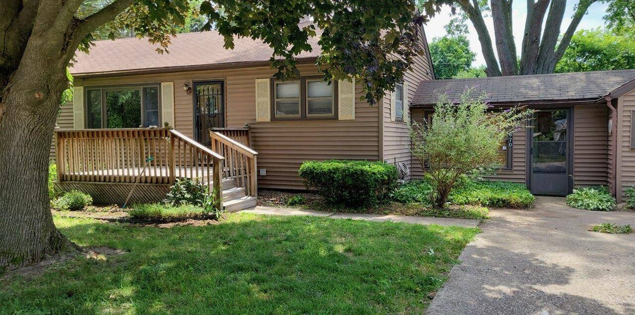 St. Joseph, MI 49085,670 Sheridan RD