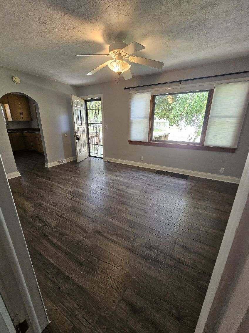 St. Joseph, MI 49085,670 Sheridan RD