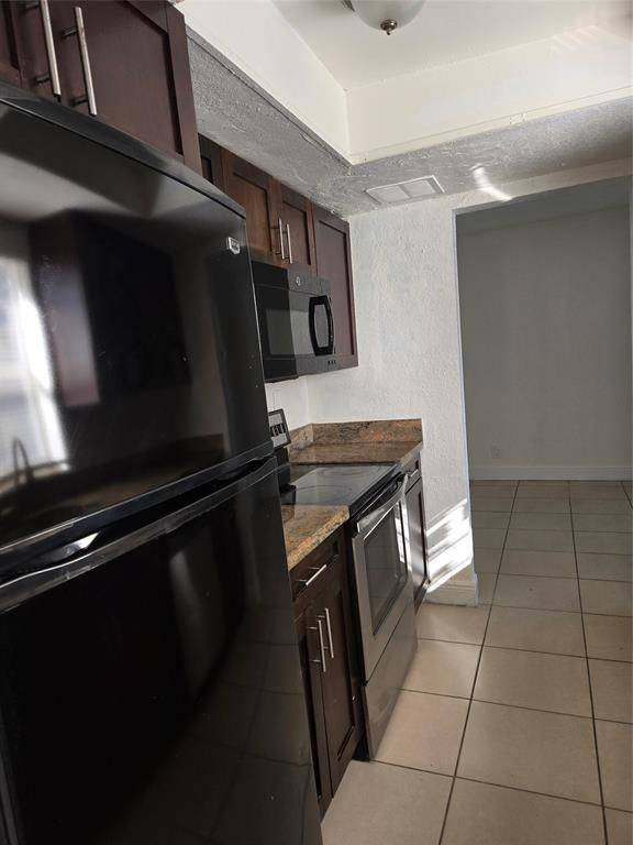 Fort Lauderdale, FL 33311,2120 NW 28th Ave