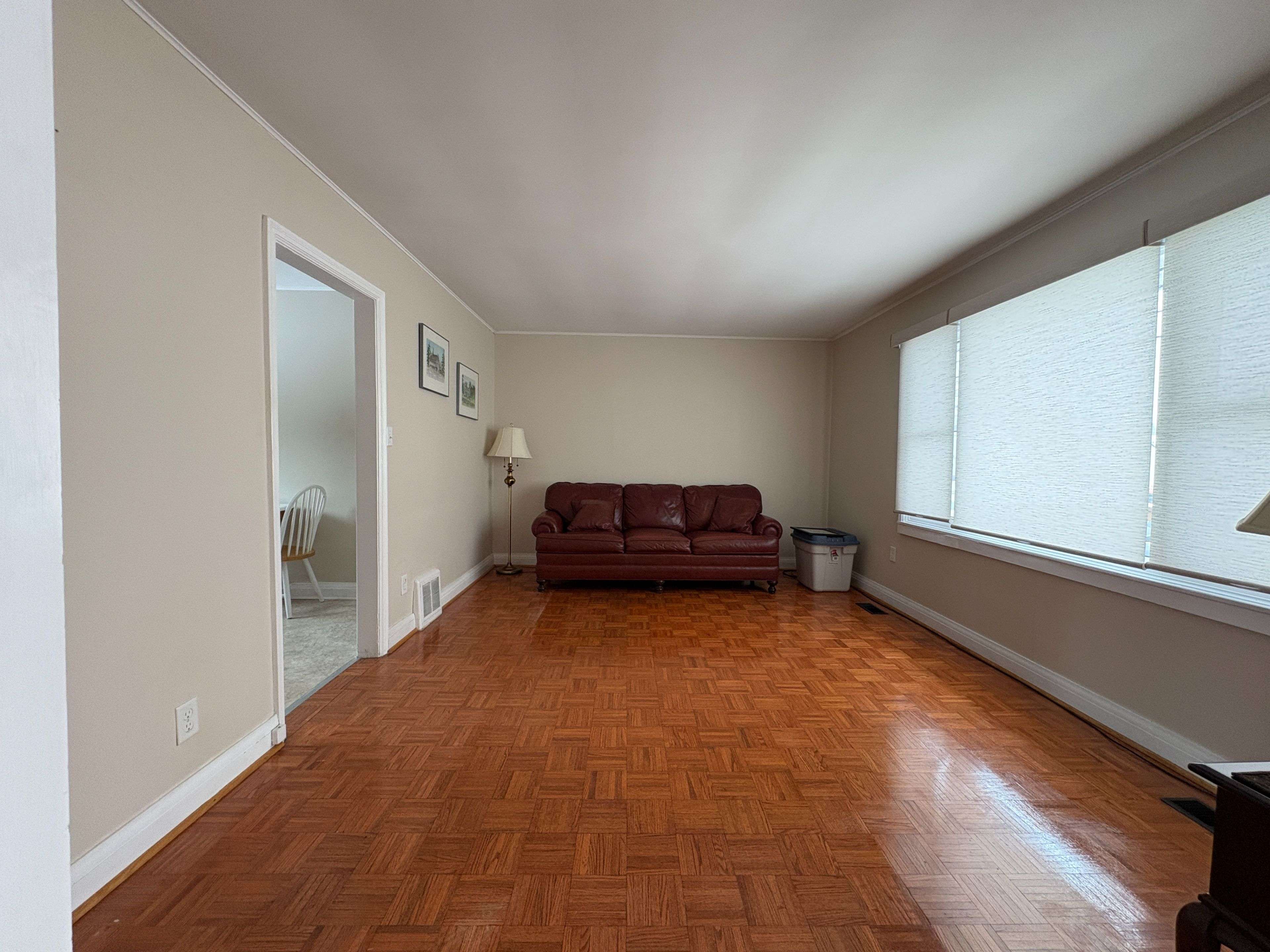 Greater Napanee, ON K7R 2H7,212 Thomas ST W