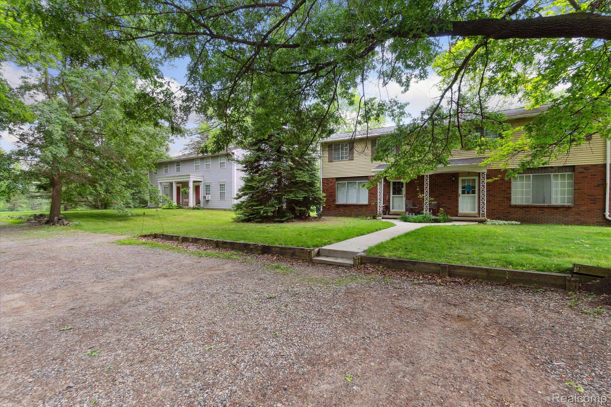 Fenton, MI 48350,10461 Eagle RD