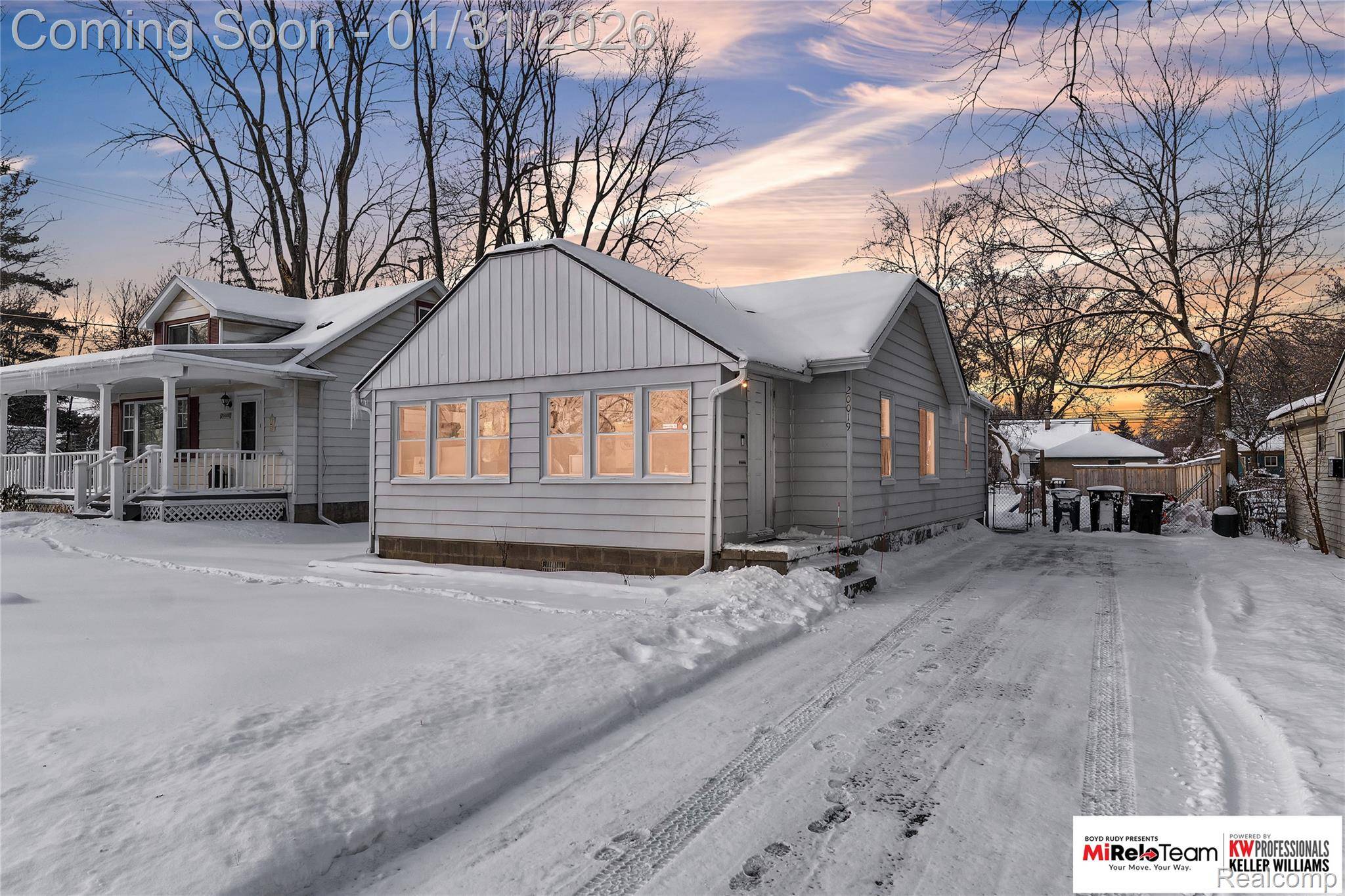 Redford, MI 48240,20019 Macarthur ST