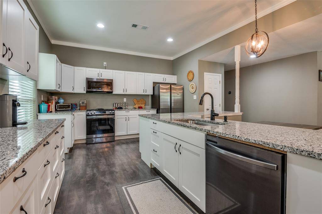 Waxahachie, TX 75165,411 E Ross Street