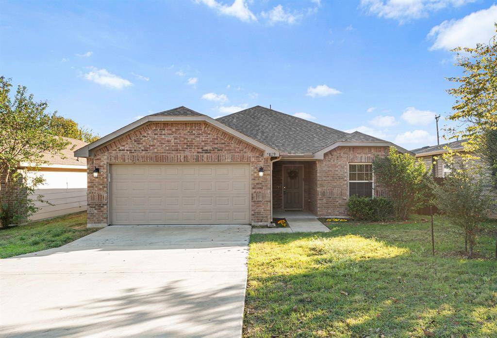 Fort Worth, TX 76107,5829 Farnsworth Avenue