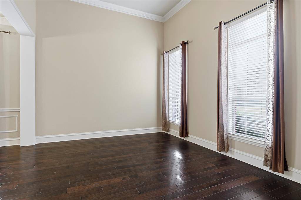 Plano, TX 75025,8012 Barrymoore Lane