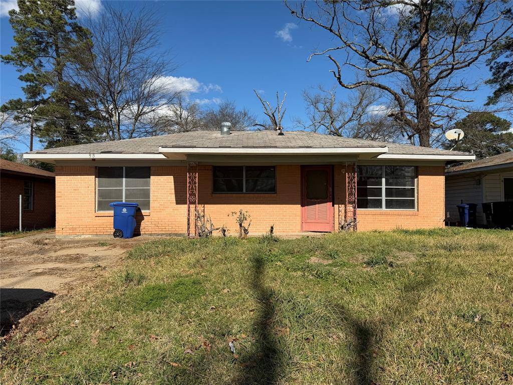 Shreveport, LA 71106,915 Pine Tree Drive