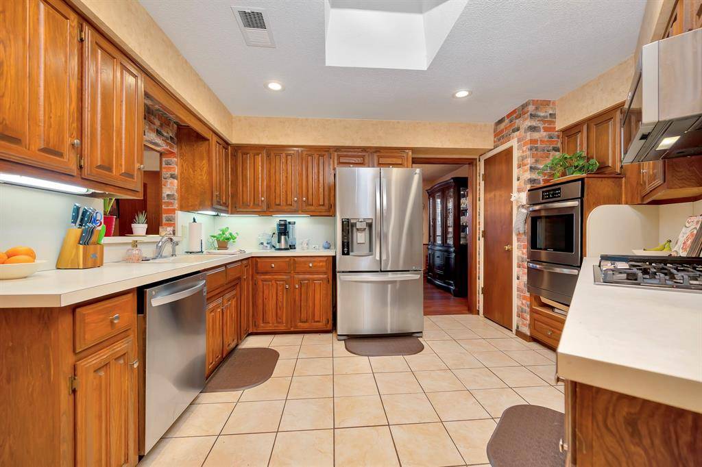 Cedar Hill, TX 75104,802 Katherine Court