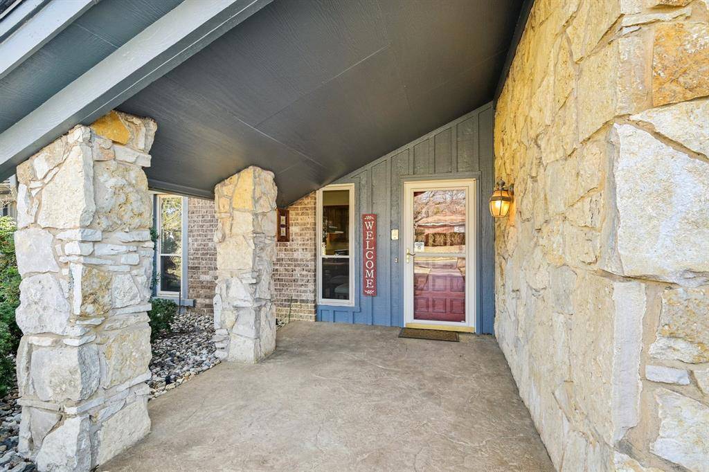 Bedford, TX 76021,840 Ridge Drive