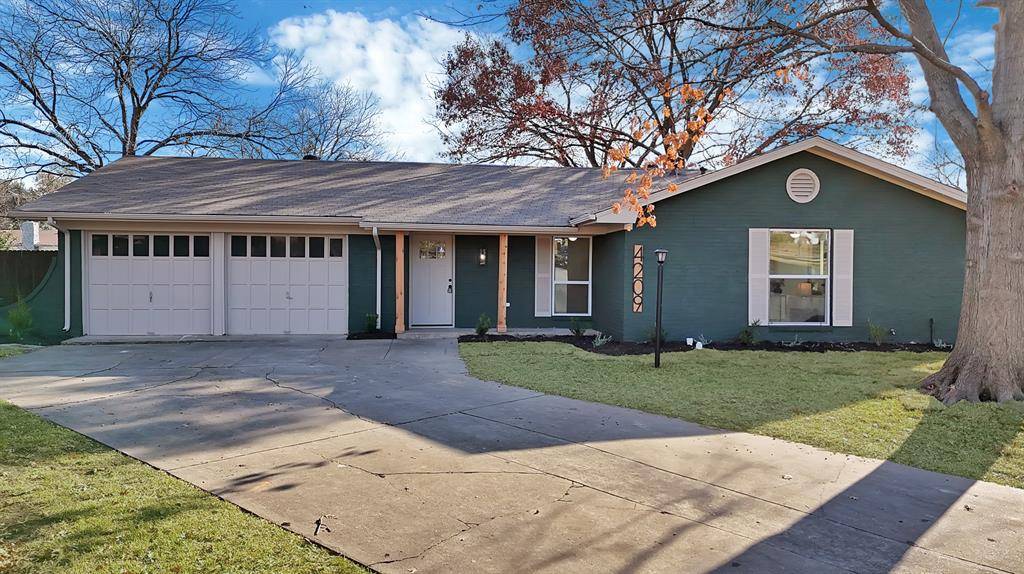 Benbrook, TX 76116,4209 Shipley Court