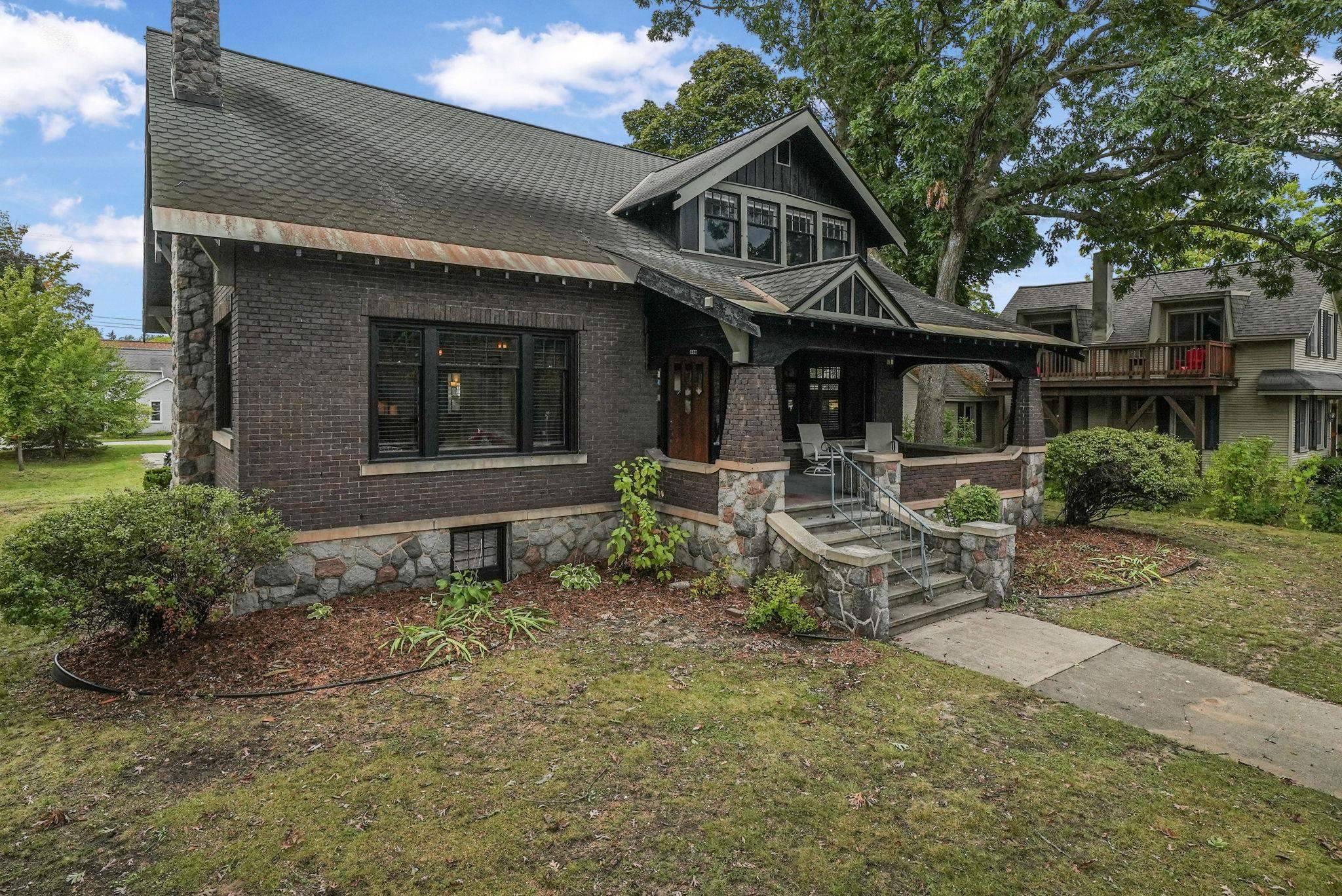 Traverse City, MI 49684,530 South Union ST