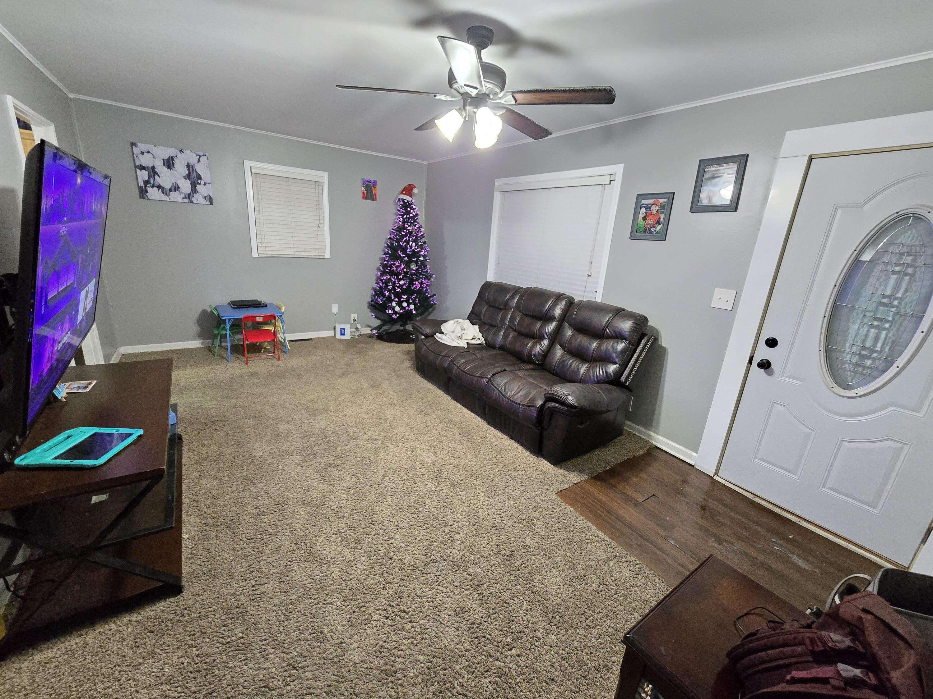 Port Huron, MI 48060,1909 Minnie ST