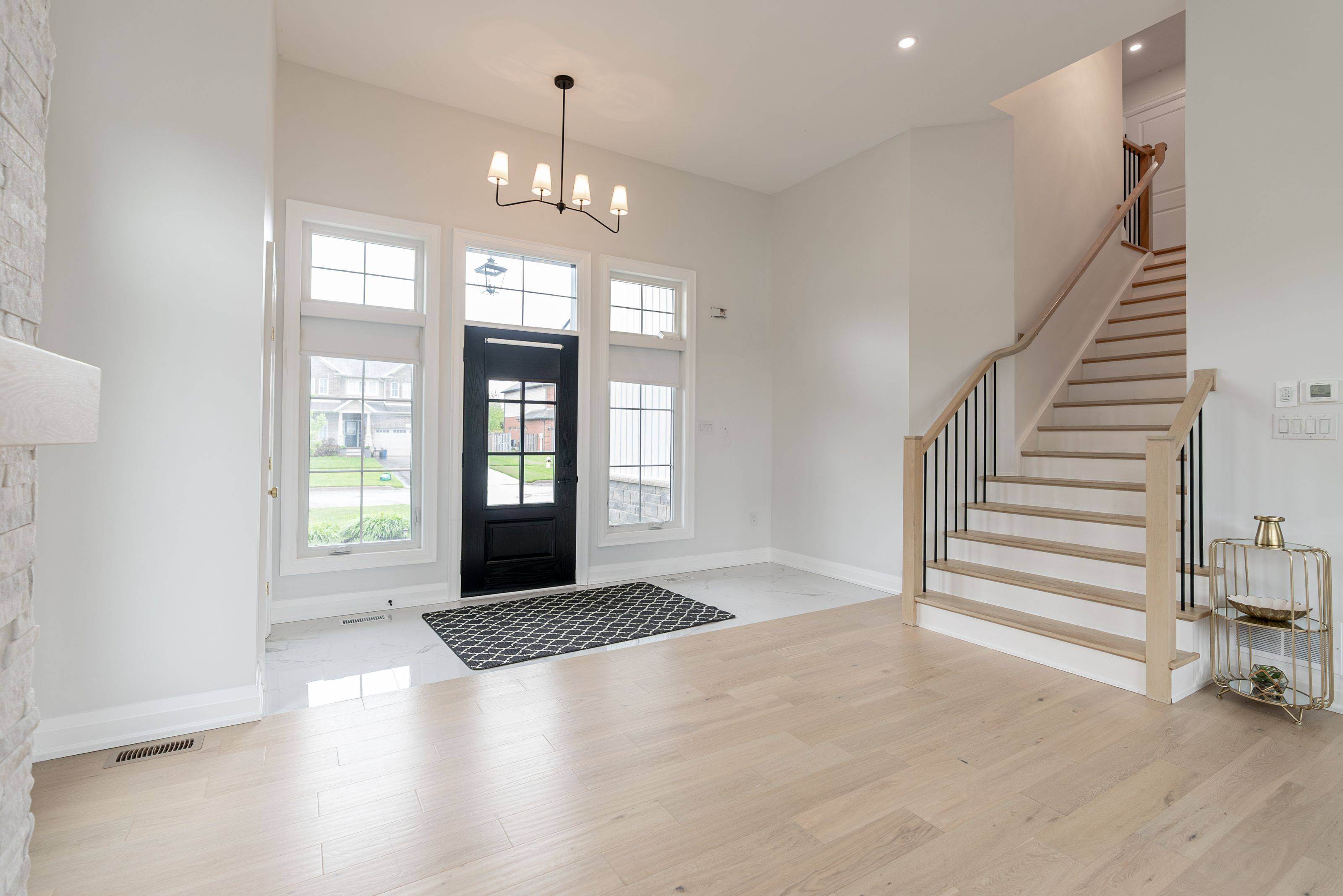 Fort Erie, ON L2A 6W1,619 Brian ST