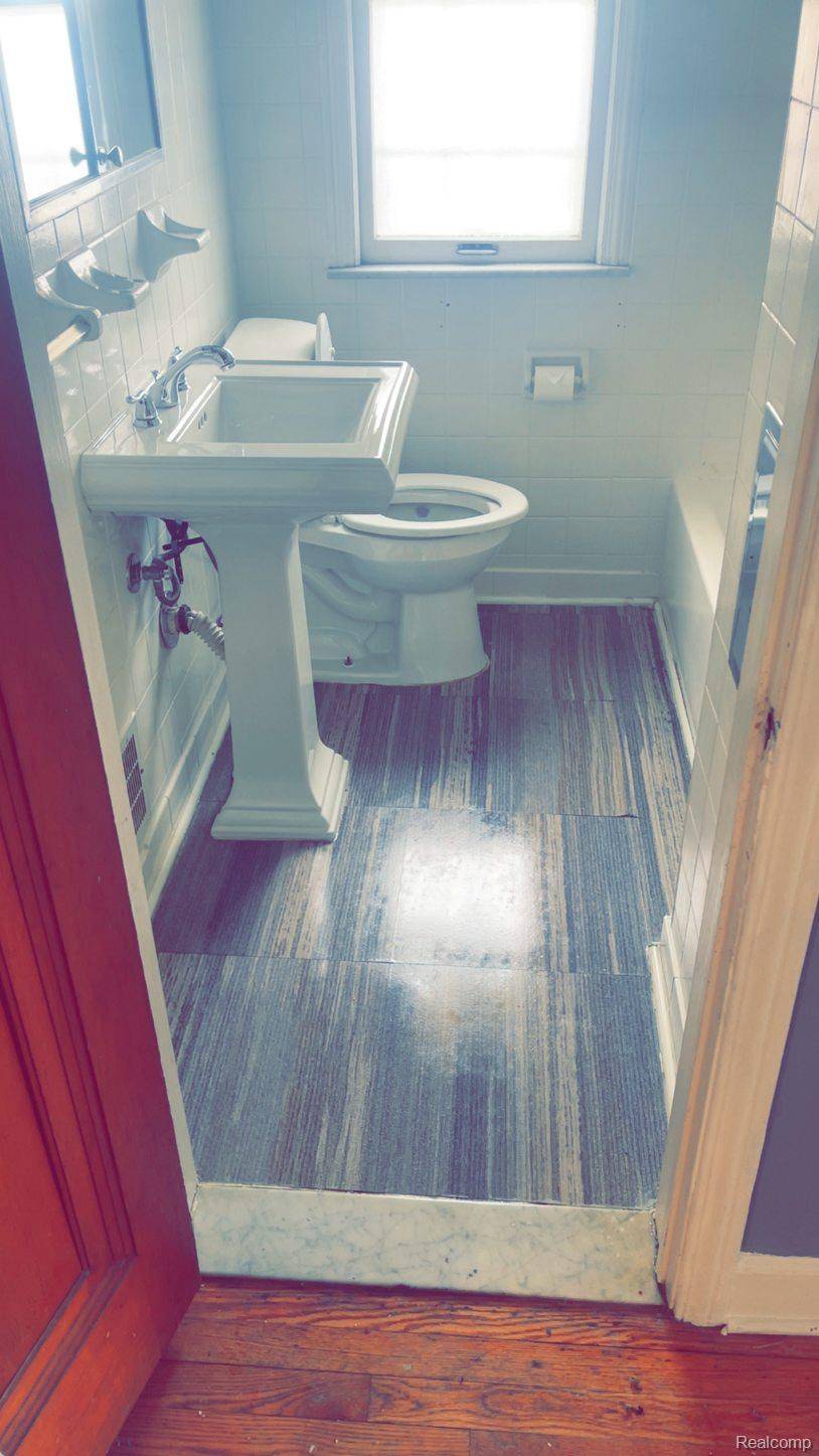 Detroit, MI 48227,11685 Cheyenne ST