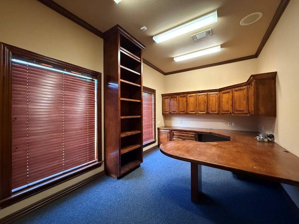 Plano, TX 75024,6305 Preston Road #900