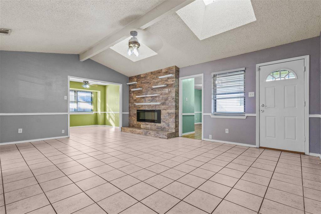 Duncanville, TX 75116,607 Willowbrook Circle