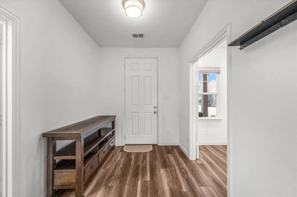 Fort Worth, TX 76052,1632 Pine Valley Drive