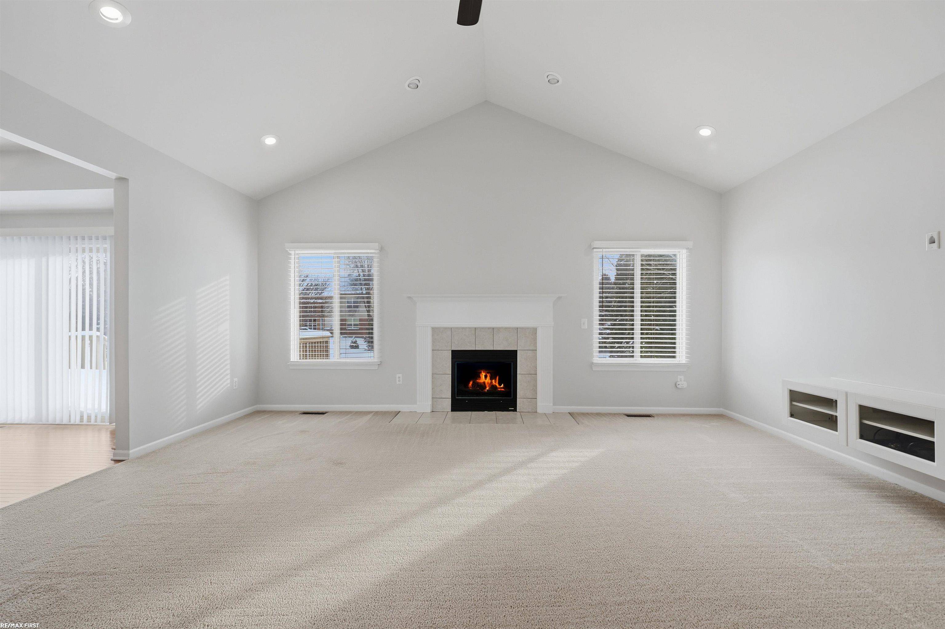 Shelby Twp, MI 48317,6884 Haymarket ST