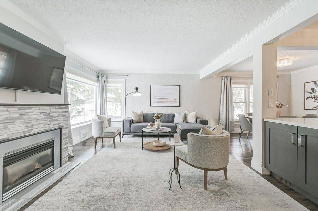 Toronto W07, ON M8Y 1X2,195 Berry RD