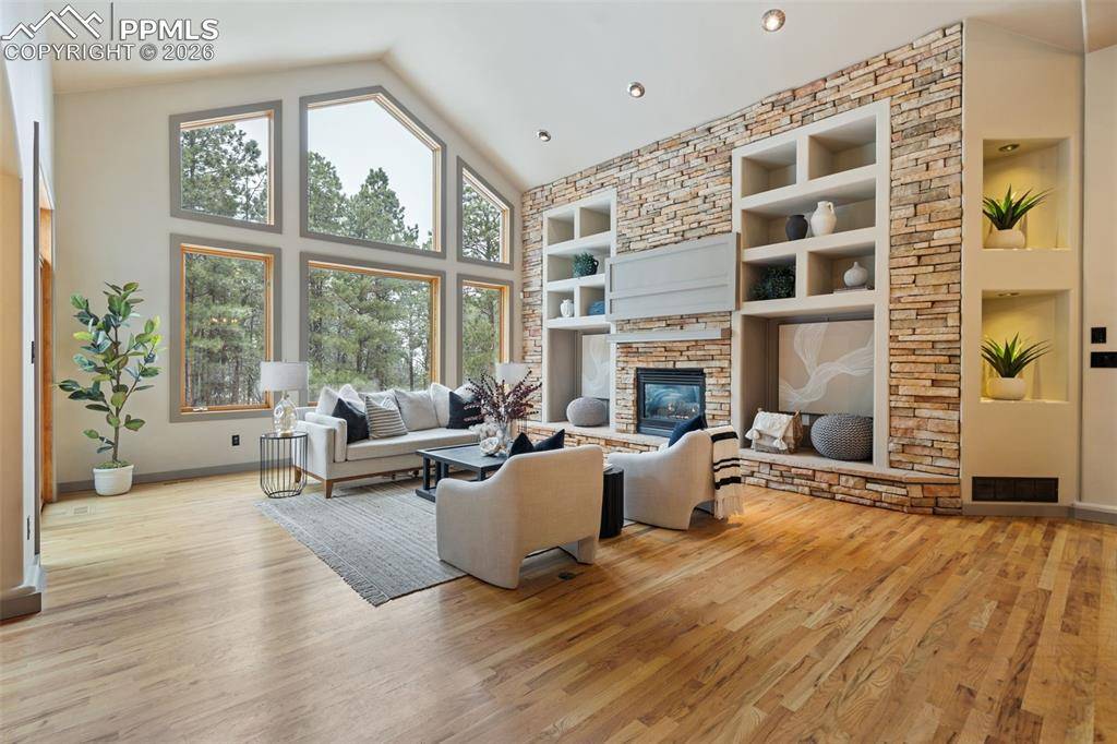 Colorado Springs, CO 80908,20320 Lockridge DR