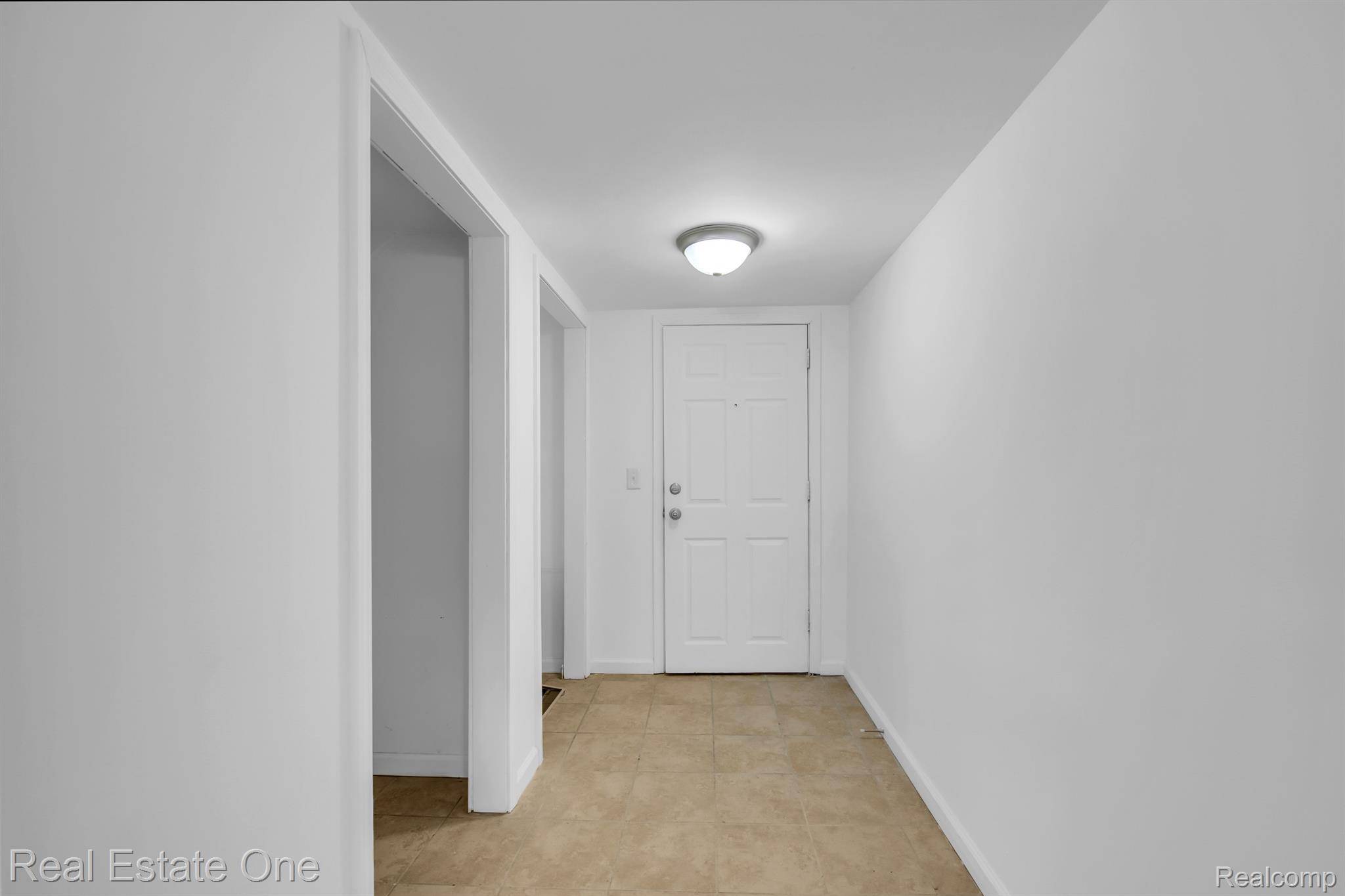 50 Virginia DR #10, Monroe, MI 48162