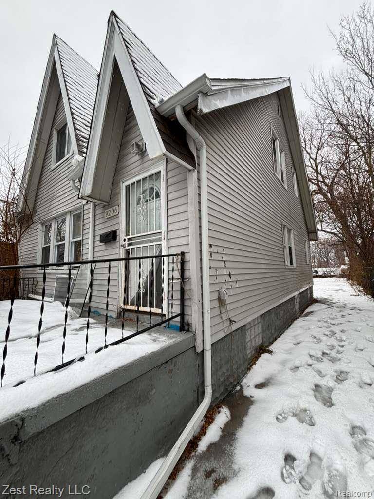 Detroit, MI 48204,9206 PINEHURST ST