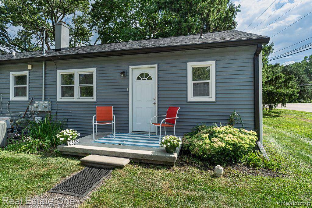 Rochester, MI 48309,2392 W AUBURN RD