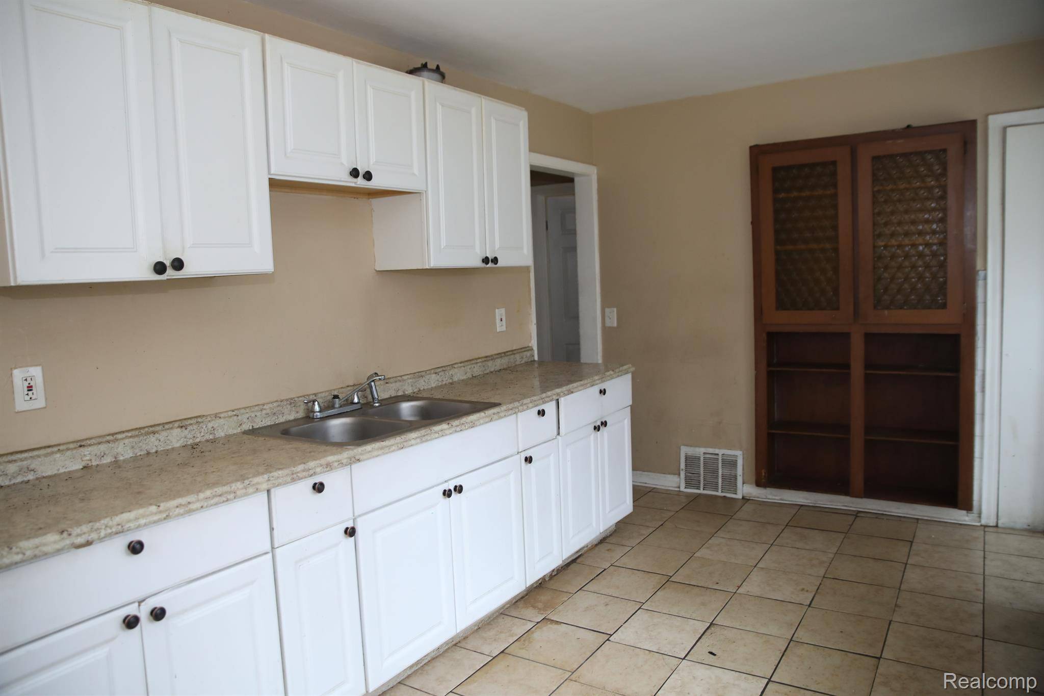 Detroit, MI 48205,20259 BRADFORD ST