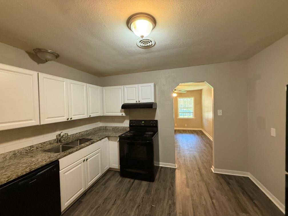 Fort Worth, TX 76103,2506 Normont Circle