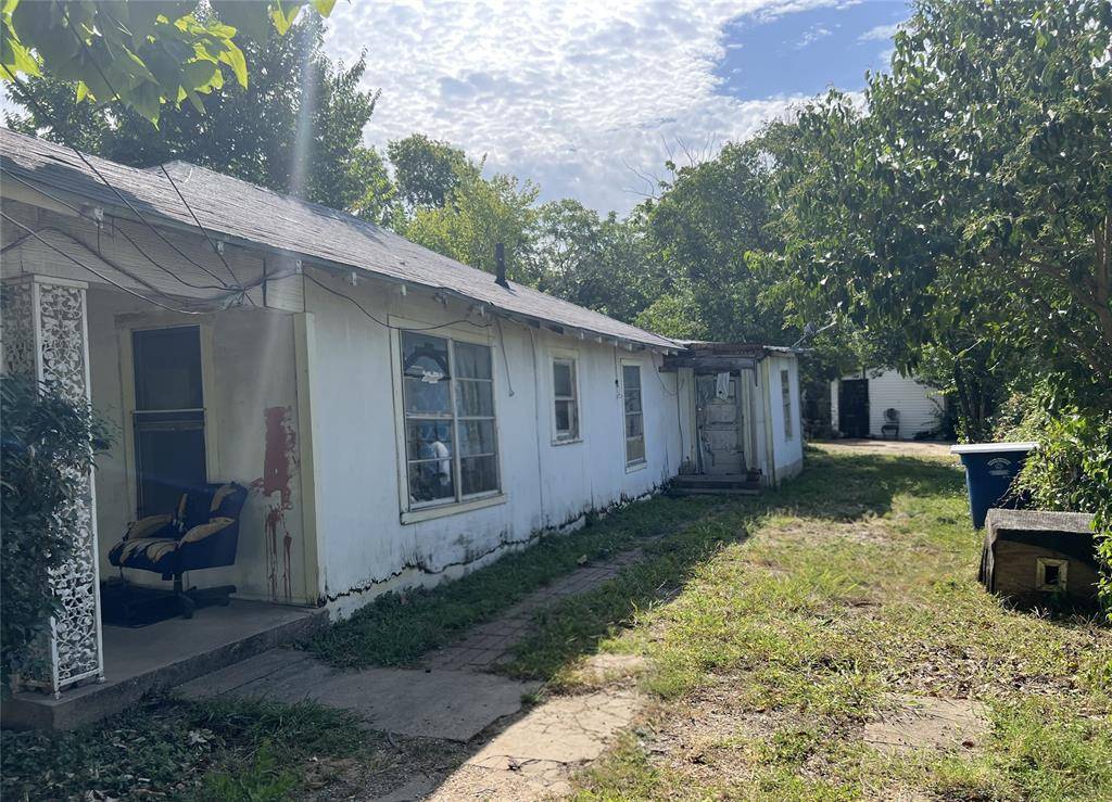 Dallas, TX 75210,4222 Carl Street